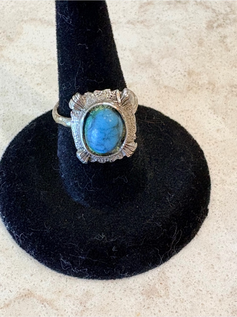 J 42 vintage silver tone Blue-Green Stone Women's Ring size 4